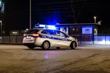 Kontrole przy Hali Olivia. Nietrzeźwi kierowcy i motocyklista z zakazem